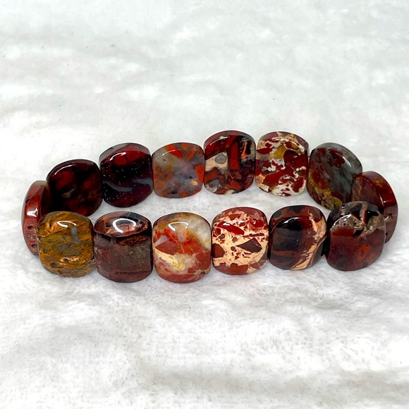 Jasper stone stretch bracelet. - Picture 1 of 4